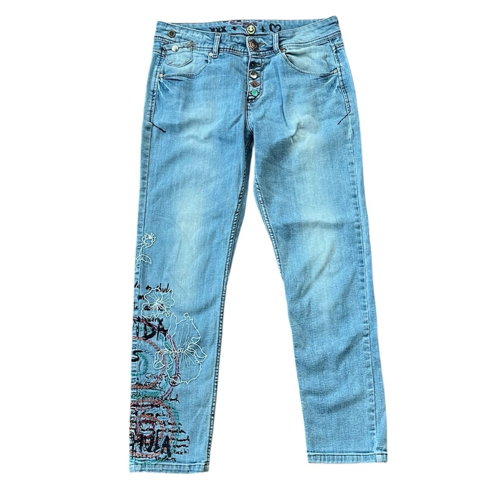 Desigual “Love” The Boyfriend Fit Midrise Jeans Embroidery Women’s Medium *READ*